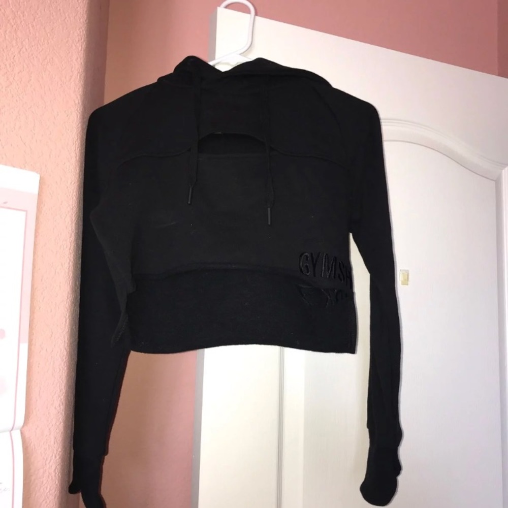 SOLD!!!Gymshark cropped sweater